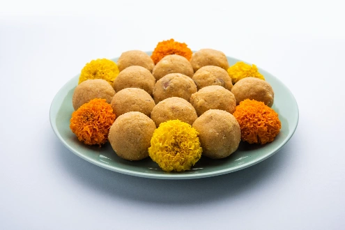 Besan ladoo